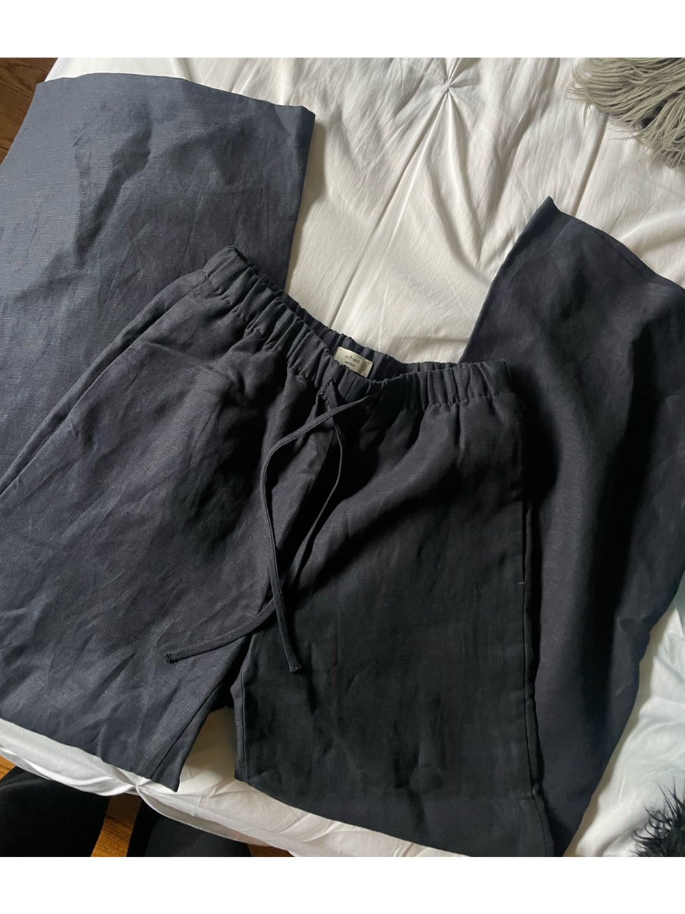 Aritzia Wilfred lodge pant- cruise linen